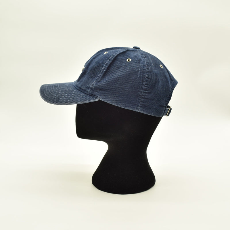 NIke Corduroy Vintage Cap (ONE SIZE)